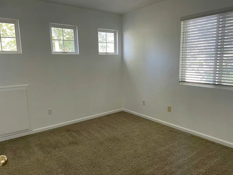 1022 Trinita Ter — Photo 11