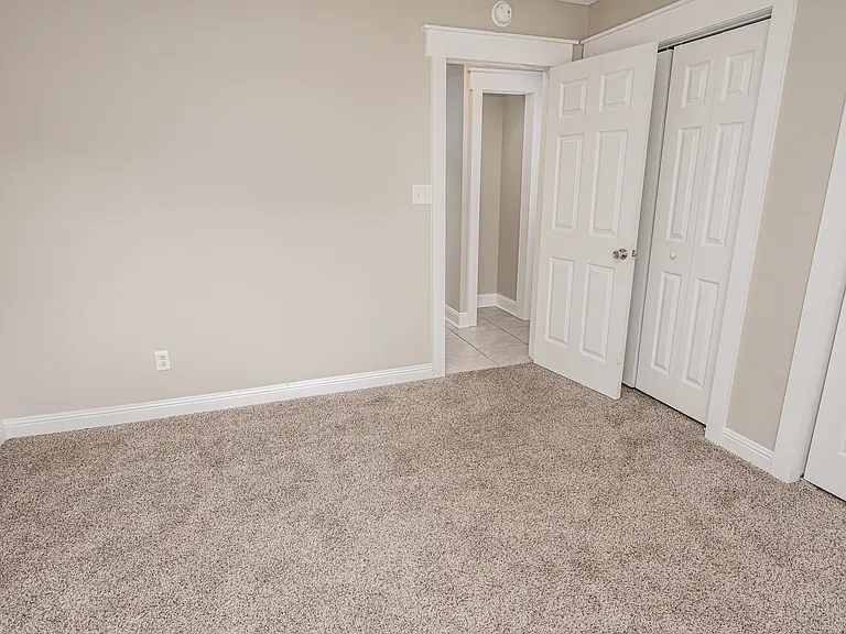 5722 Gondolier Dr — Photo 10