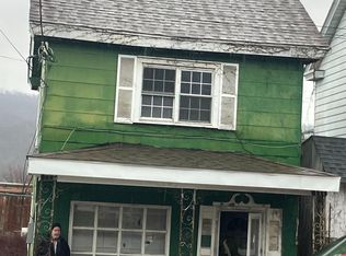 239 E Patterson St, Lansford, PA 18232