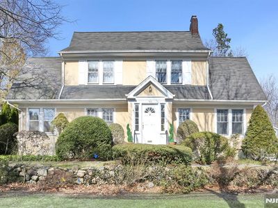 160 Claremont Rd, Ridgewood, NJ, 07450