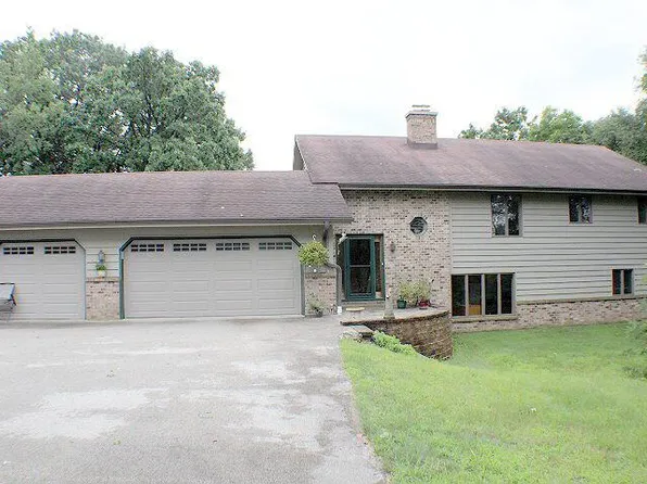 W321S4019 Sadie LANE, Waukesha, WI 53189