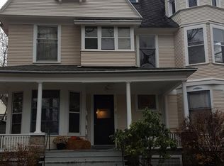 416 Crescent St NE APT 6, Grand Rapids, MI 49503