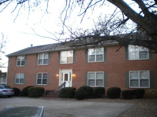 114 Barrington Dr, Athens, GA 30605