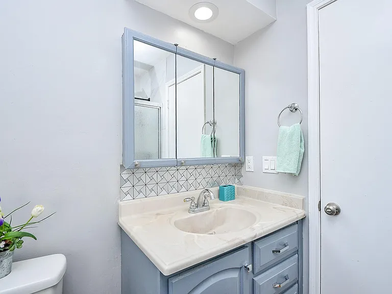 11414 Chariot Dr — Photo 13