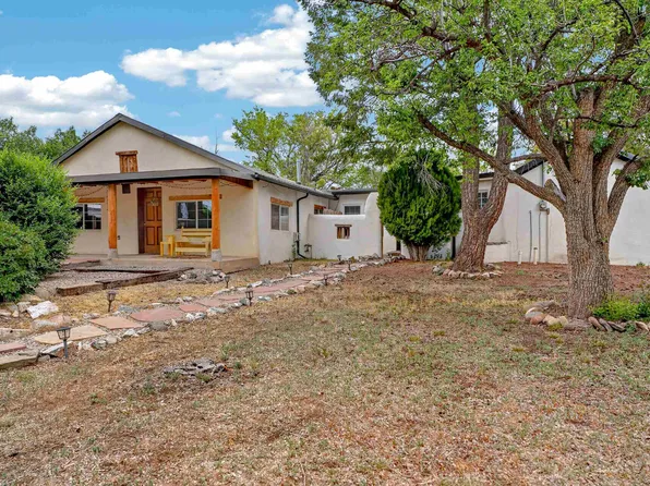 18 Camino Abajo De La Loma E, Ranchos de Taos, NM 87557