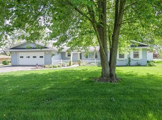 731 E New Rd, Greenfield, IN 46140