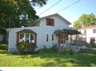 810 Main Ave, Croydon, PA 19021