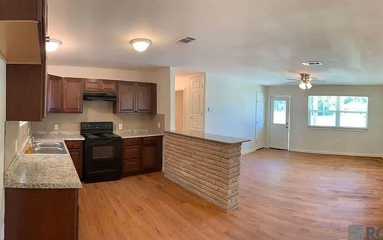 7606 Amite Church Rd — Photo 2