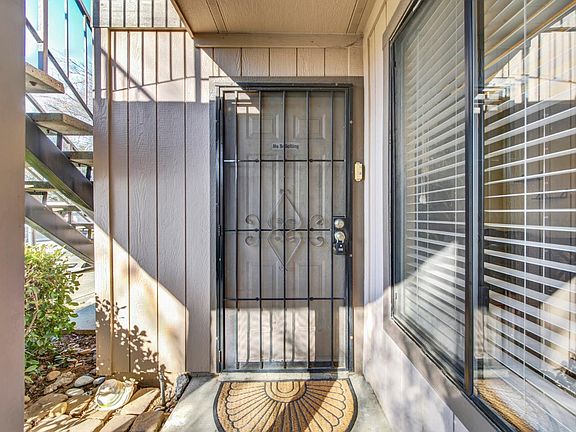 3rd image of 1801 Marshall Road #801