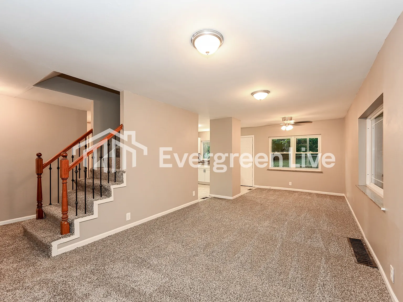 4 bed, 1.0 bath, 1795 sqft, $1,645 — Photo 3