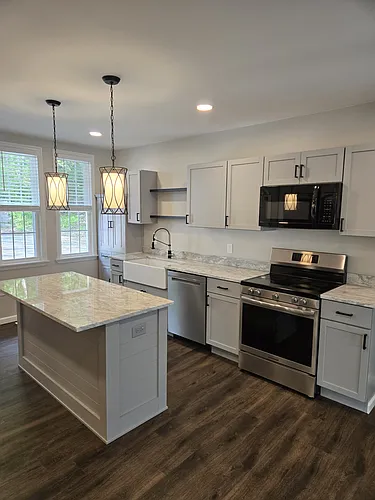 1086 William Flynn Hwy #3 Photo 1