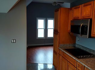 204 Hill St #3, Waterbury, CT 06704