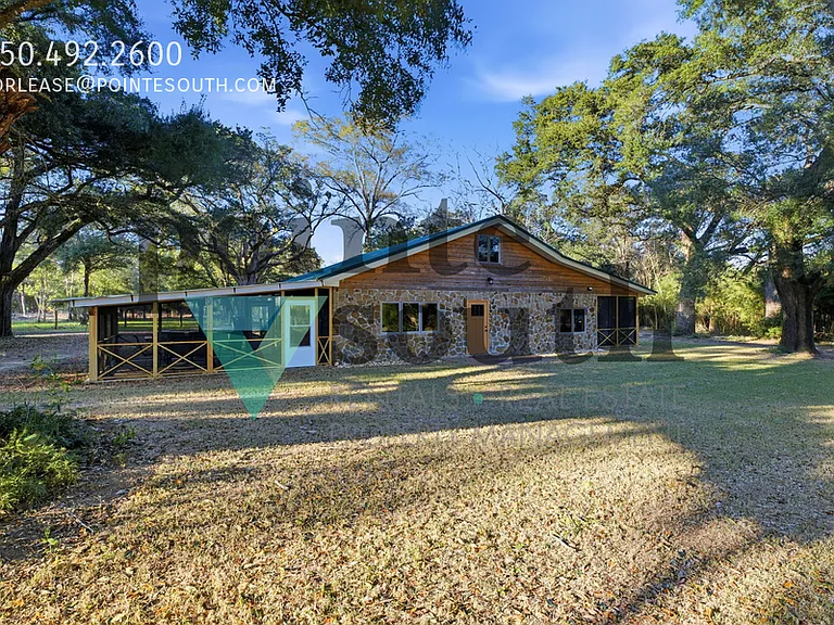 27522 Burkhardt Dr — Photo 2