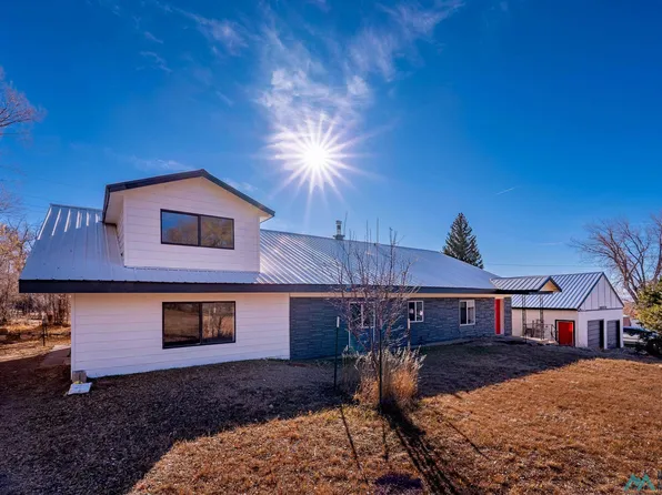 1131 Lincoln Ave, Raton, NM 87740