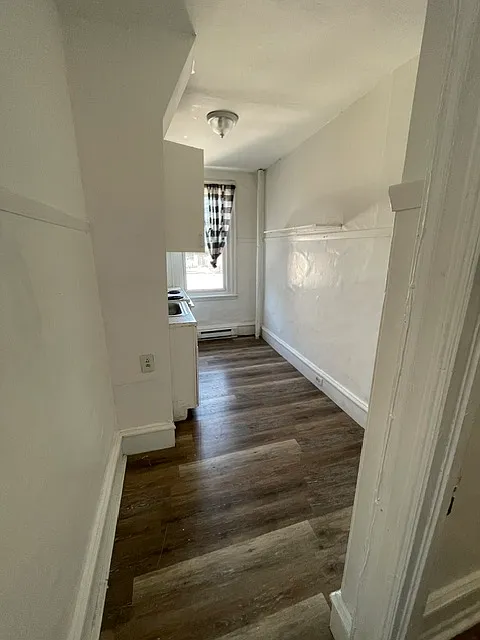 2 bed, $1,075 — Photo 3