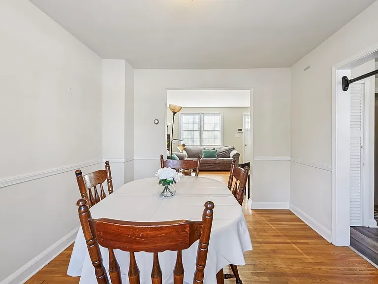 1770 Weston Ave — Photo 7