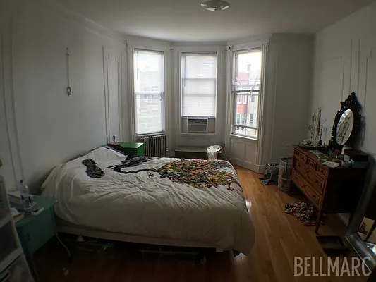 Rented by Bellmarc Realty | media 49