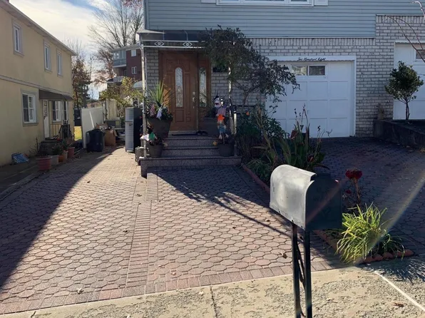208 Justin Ave, Staten Island, NY 10306