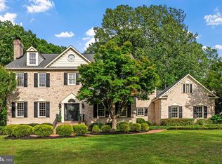 3501 Birdsboro Dr, Fairfax, VA 22033
