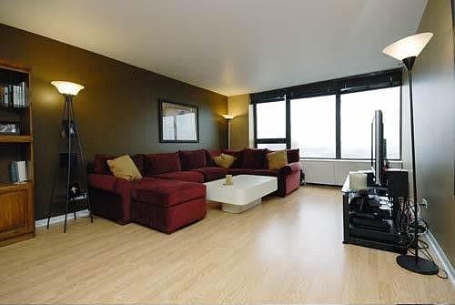1st image of 3930 N Pine Grove Ave APT 1716