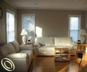 2nd image of 224 N Altadena Ave