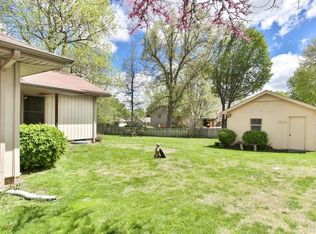 1070 E Mentor St, Springfield, MO 65810