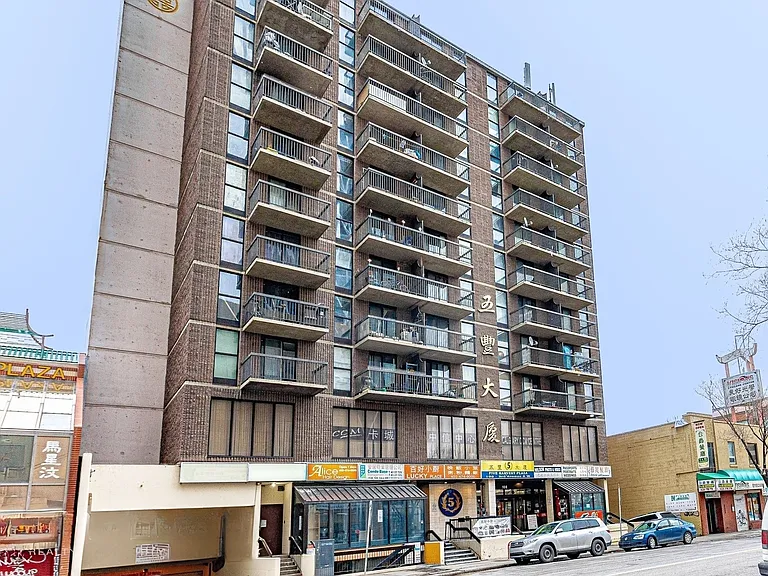 1009-108 3rd Ave SW #1009 — Photo 2