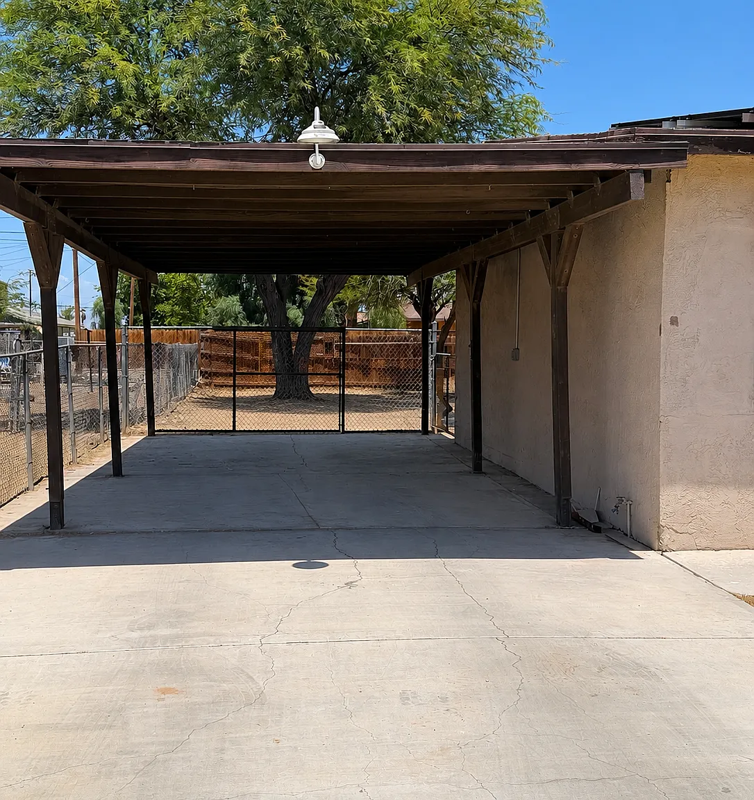 3 bed, 1400 sqft, $1,800 — Photo 2