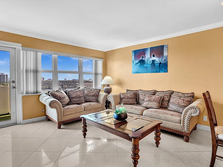 401 Golden Isles Dr #1007 — Photo 16