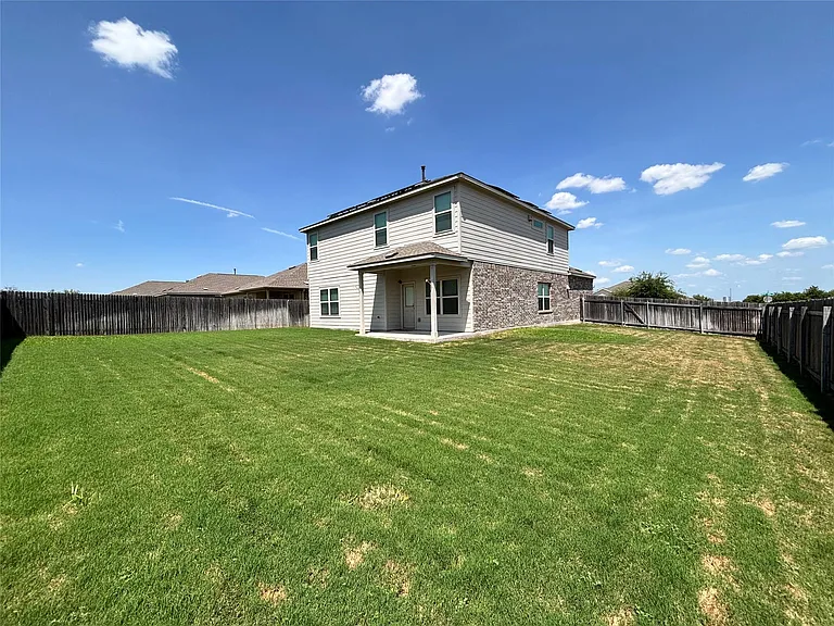 21300 Bird Wing Dr — Photo 14