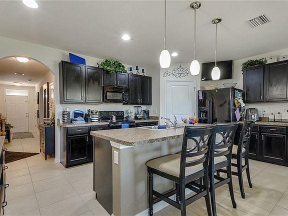4th image of 35680 Jenny Lynne Cir