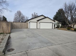 2660 S Spring Bar Way, Meridian, ID 83642