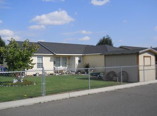807 Sevilla St, Mabton, WA 98935