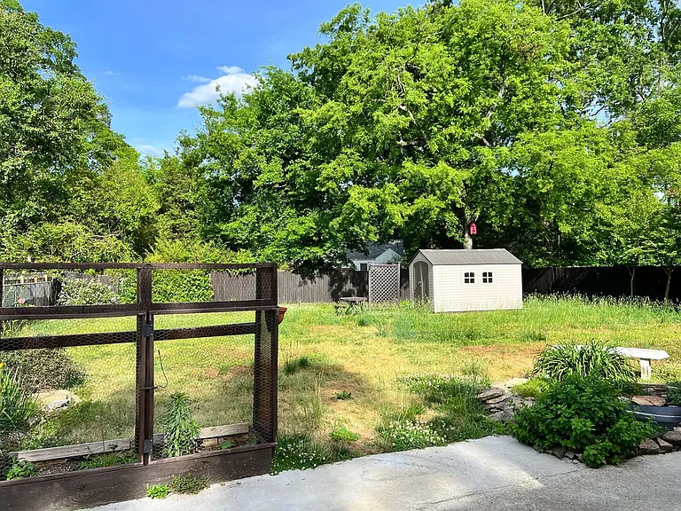 1604 Truman Ave — Photo 24