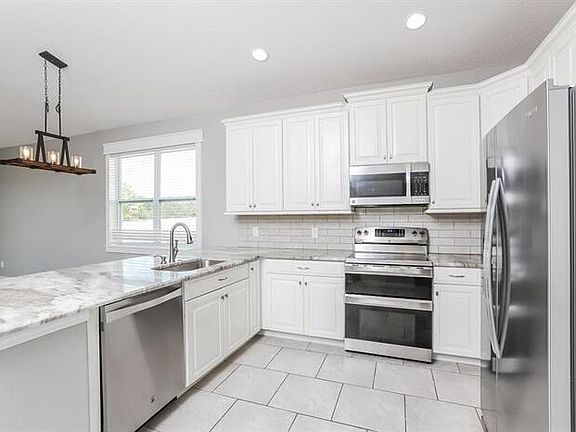 2nd image of 34339 Alicante Ct