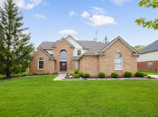 3634 Inverness Dr, Rochester, MI 48306