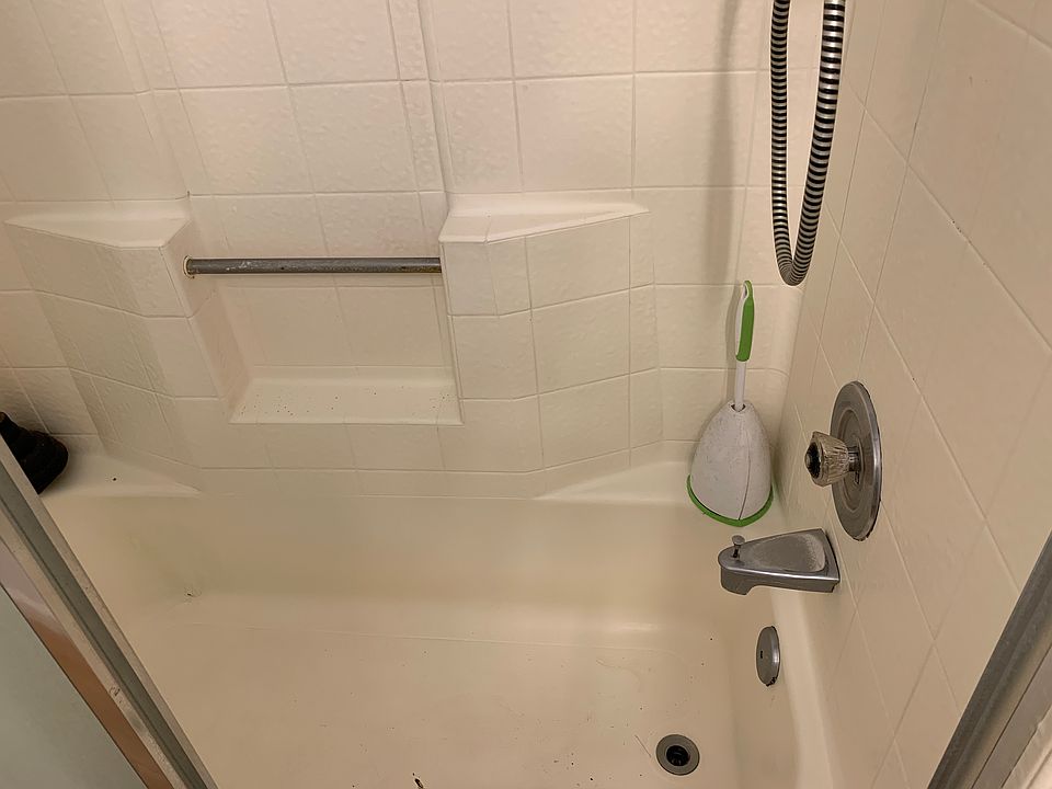 1st image of 569 Curtin Ln APT 2