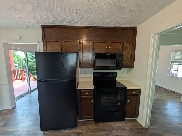 1060 Sandy Springs Rd NW — Photo 10
