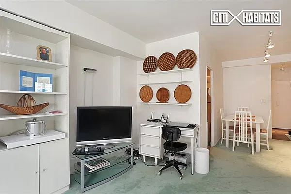 Sold by Citi Habitats | media 11