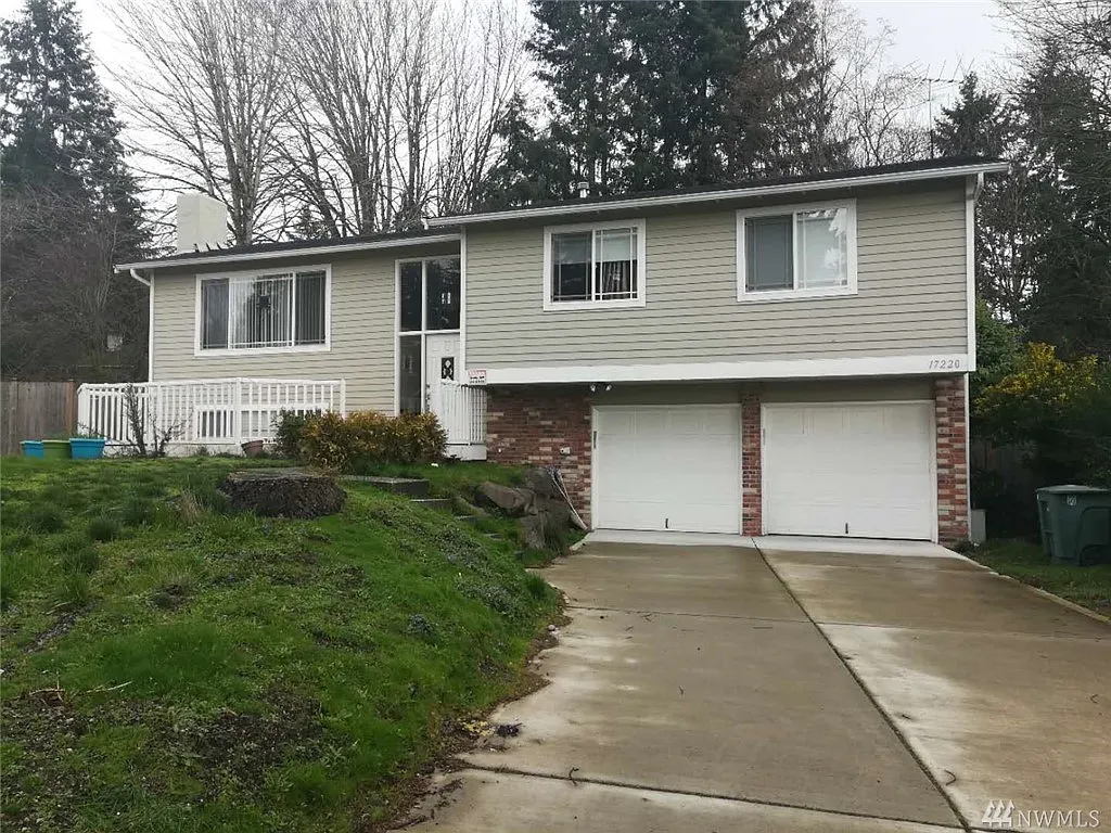 17220 NE 16th Pl photo 1