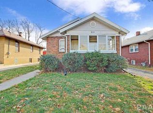 812 W Hanssler Pl, Peoria, IL