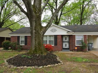 1453 Colonial Rd, Memphis, TN 38117