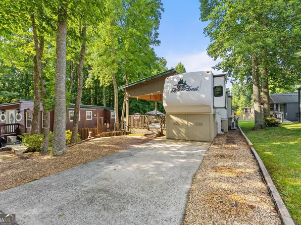 244 Stag Leap Dr, Cleveland, GA 30528