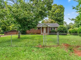 25 Roberts Rd, Covington, GA 30016