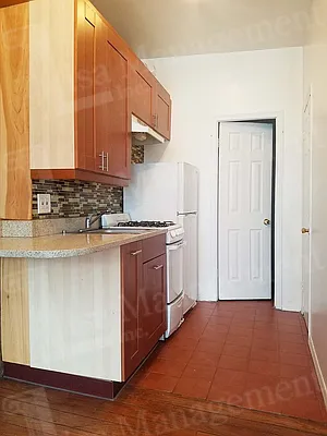 Rented by Lisa Management Inc | media 12