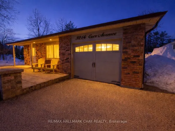 3214 Cove Ave, Innisfil, ON L9S 2K7