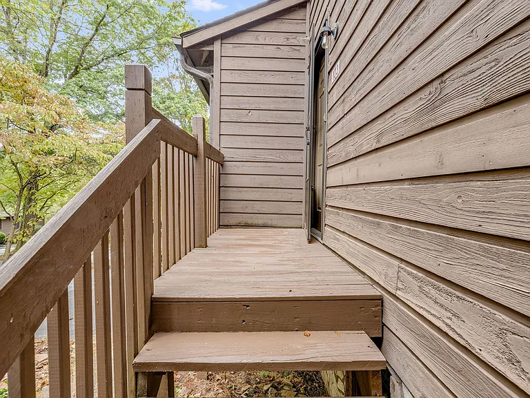 103 Parkway Vista Dr — Photo 27