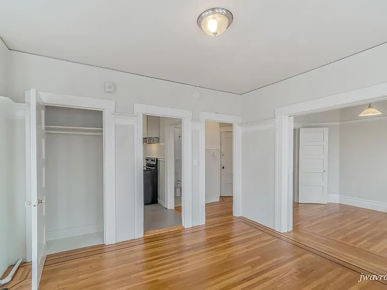1390 Clay St #1385-9 — Photo 7