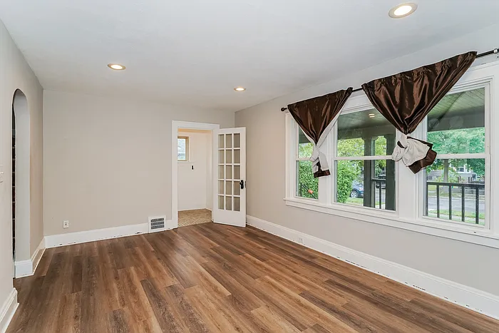 3412 Kildare Rd — Photo 3