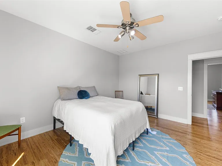 3104 Neal St — Photo 37